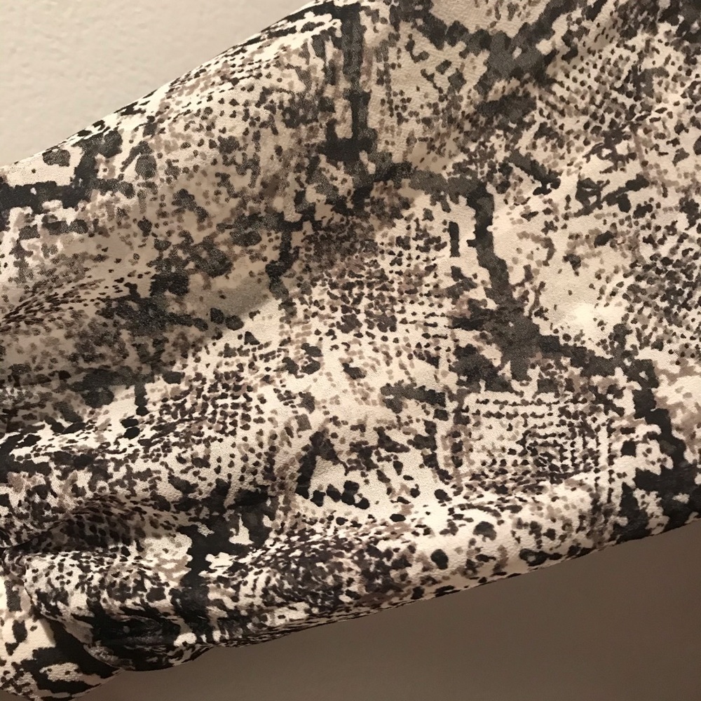 Express Snake Print Romper - Picture 3 of 3